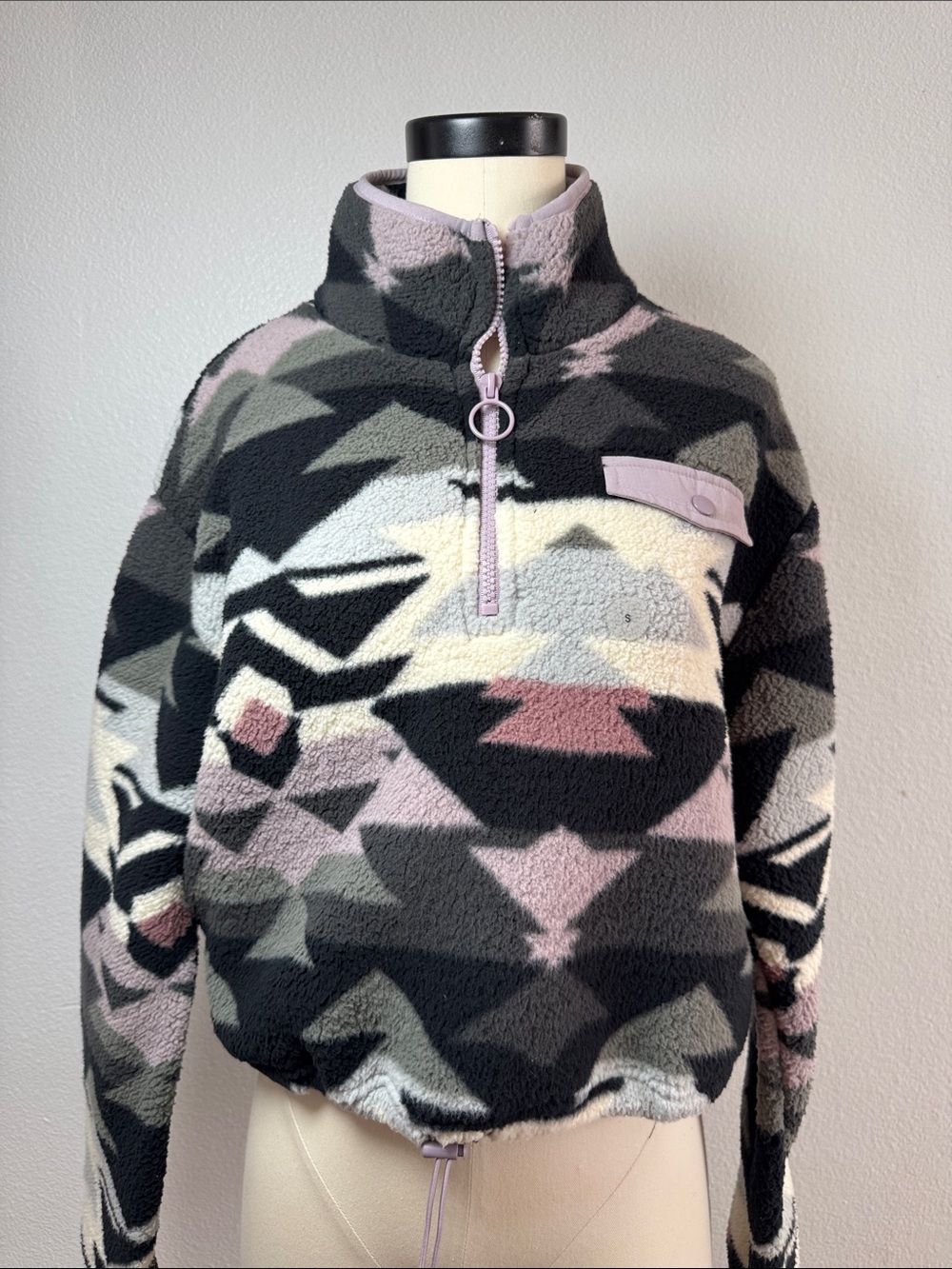 Aeropostale Geometric Sherpa Half-Zip Pullover